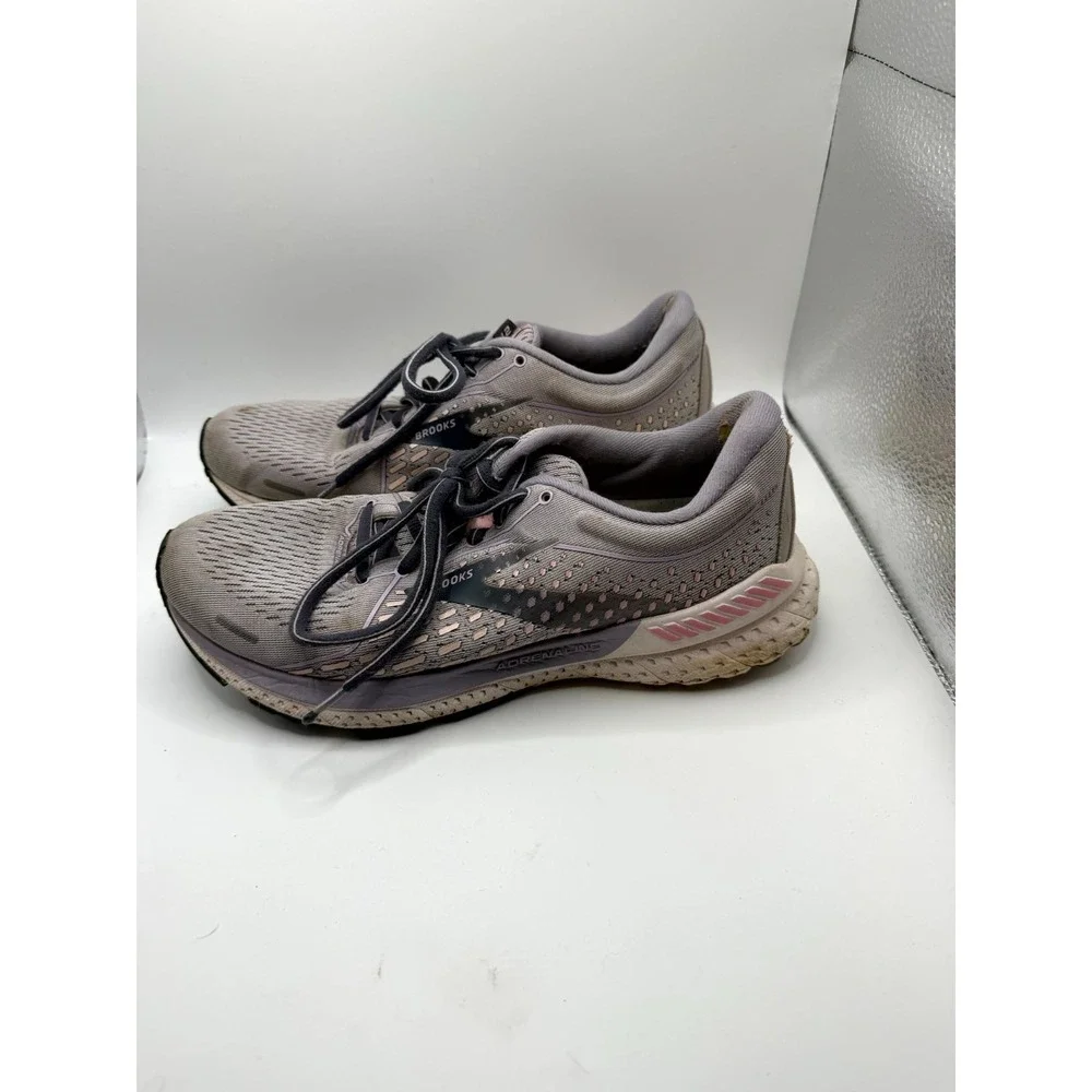 Brooks Adrenaline GTS 21 1203291B675 Womens 9 B Sneaker Iris Lilac Running Shoes